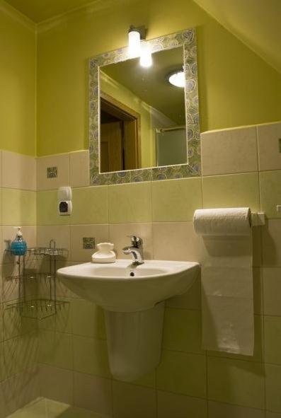 Pokoje Goscinne Helena Kudowa-Zdrój Extérieur photo